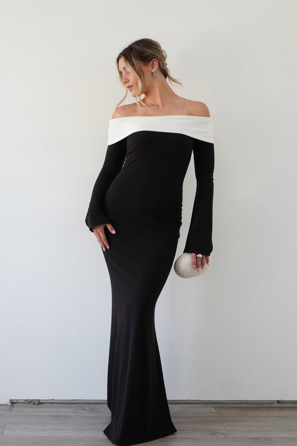 aeris-off-shoulder-maxi-knit-dress-sd00611241962-black-s-sunfere-927591 Aeris Off-shoulder Maxi Knit Dress - Image 3