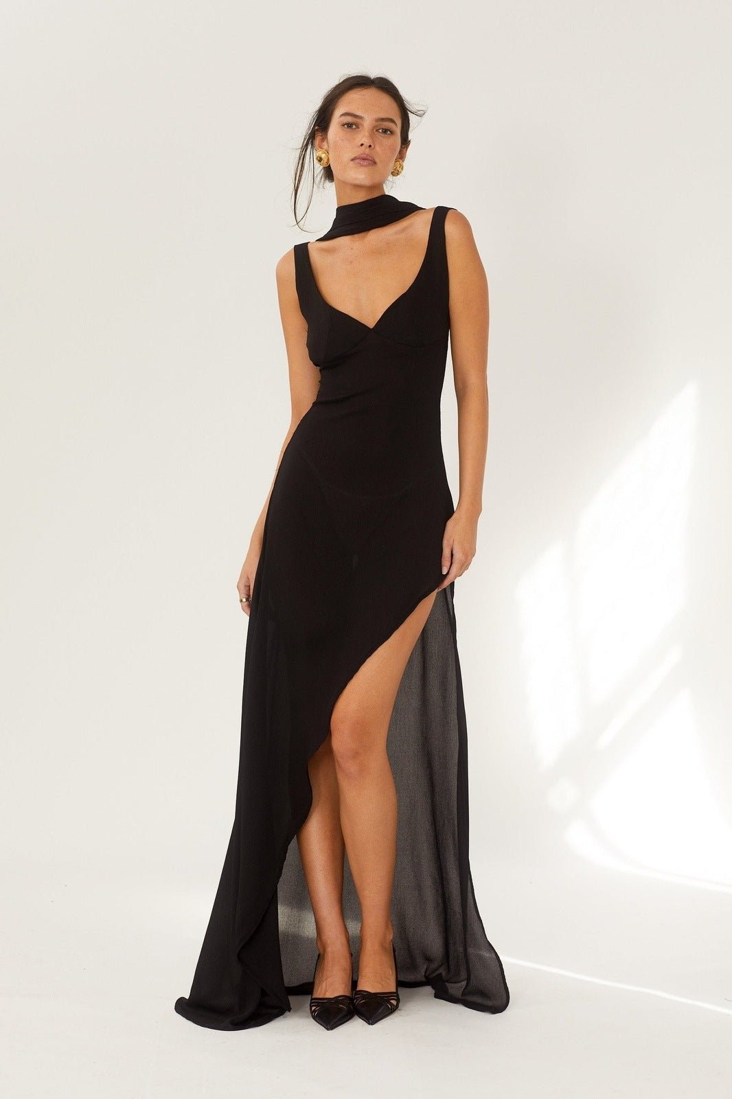 apphia-v-neck-backless-slit-maxi-dress-sd00211021801-black-s-sunfere-897735 Apphia V-neck Backless Slit Maxi Dress - Image 3