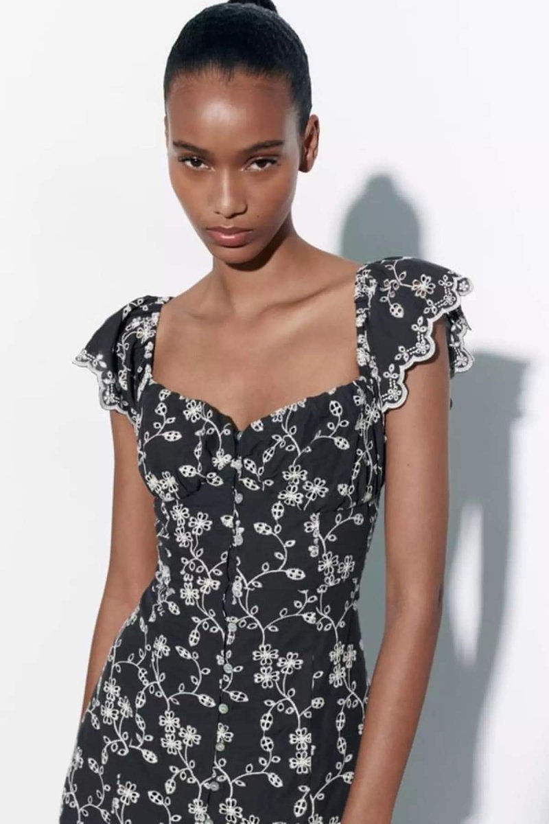 eve-embroidered-sweetheart-midi-dress-sd00603252536-black-xs-sunfere-531671 Eve Embroidered Sweetheart Midi Dress - Image 2
