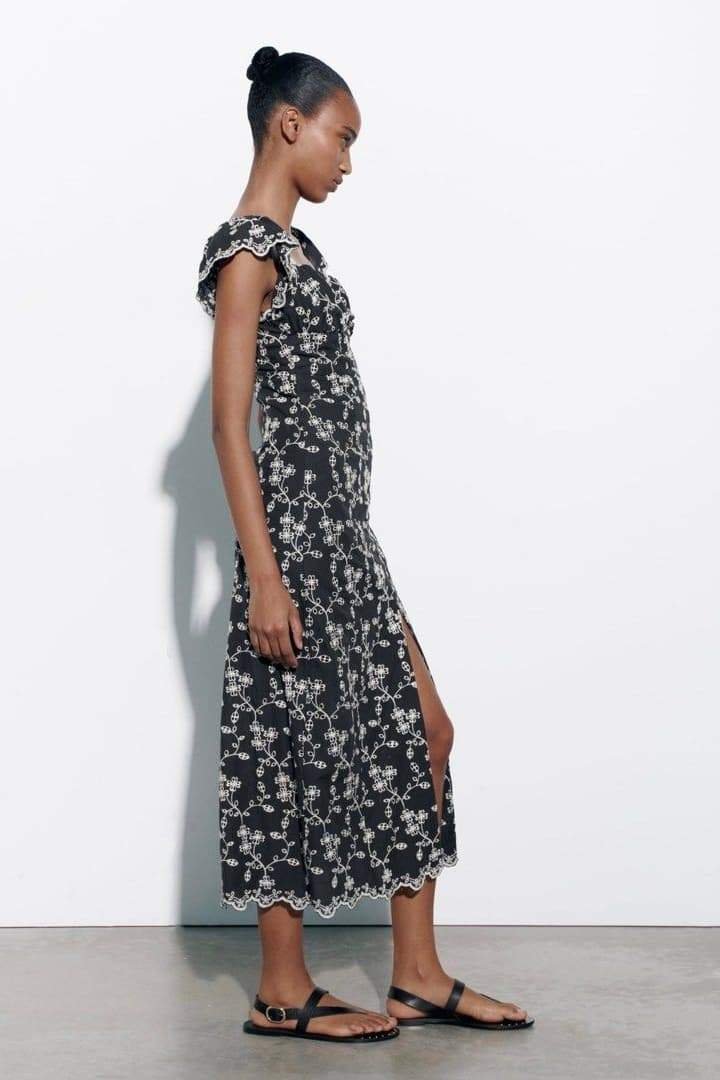 eve-embroidered-sweetheart-midi-dress-sd00603252536-black-xs-sunfere-720383 Eve Embroidered Sweetheart Midi Dress - Image 4
