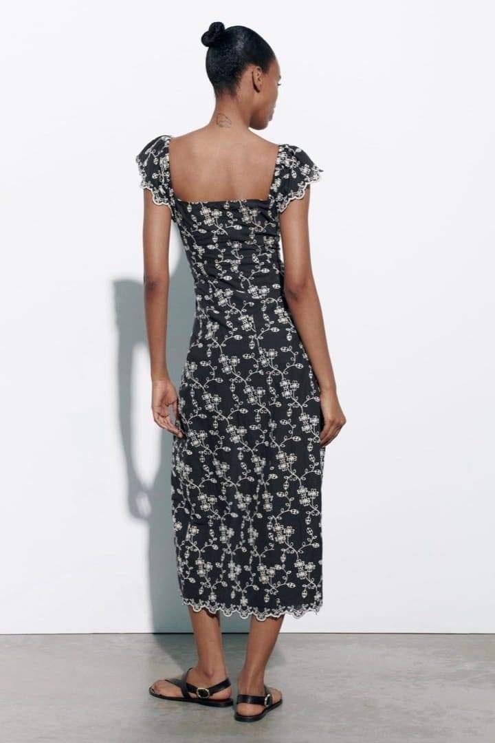 eve-embroidered-sweetheart-midi-dress-sd00603252536-black-xs-sunfere-914424 Eve Embroidered Sweetheart Midi Dress - Image 5