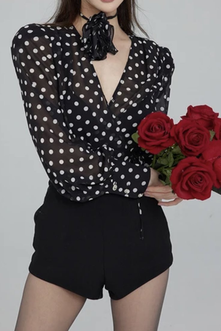 gilda-polka-dot-long-sleeve-blouse-st00602022264-black-s-sunfere-834215 Gilda Polka Dot Long Sleeve Blouse - Image 4