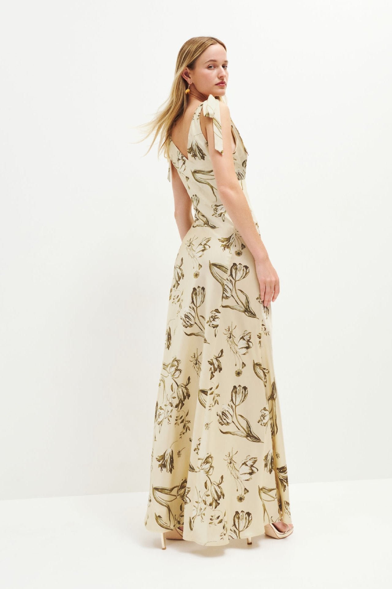 leila-printed-knotted-flare-maxi-dress-sd00209121391-beige-s-sunfere-496466 Leila Printed Knotted Flare Maxi Dress - Image 3