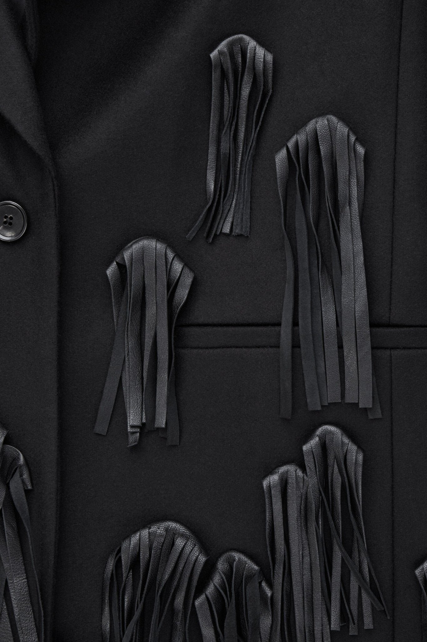 louisa-leather-tasseled-wool-coat-so00601092106-black-xs-sunfere-887525 Louisa Leather-Tasseled Wool Coat - Image 6