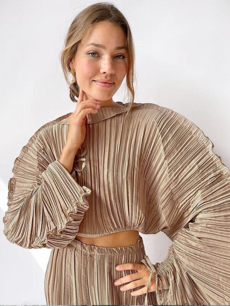 mabel-plisse-batwing-sleeve-crop-top-st0020516019-kahki-s-sunfere-999073 Mabel Plisse Batwing Sleeve Crop Top - Image 2