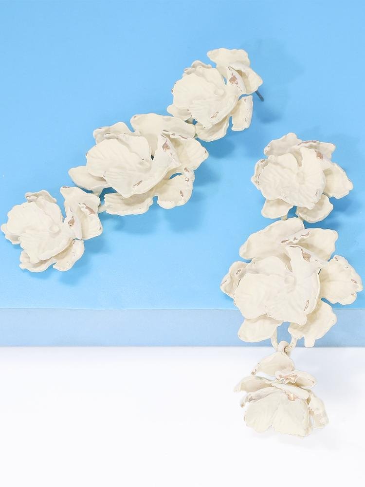phyllis-varnish-flower-earrings-sa0020516151-white-sunfere-259959 Phyllis Varnish Flower Earrings - Image 11