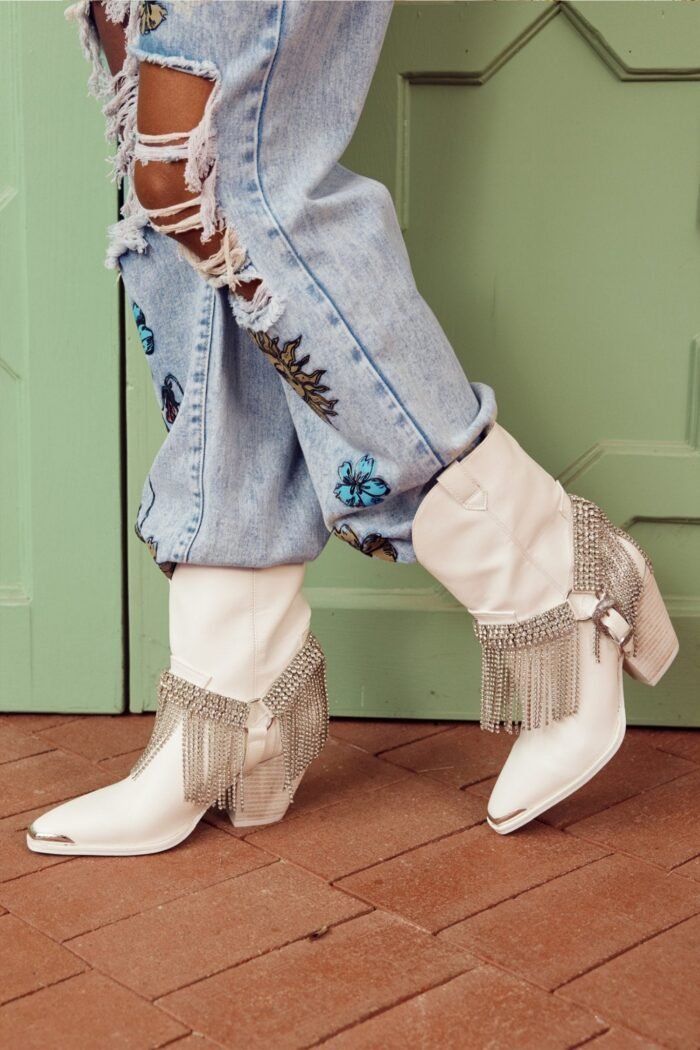 Serena Diamante Tassel Western Boots - Image 4